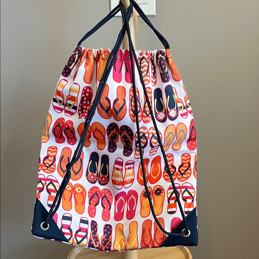 Thirty-One Colorful Flip-Flop Print Drawstring Cinch Cooler Bag
